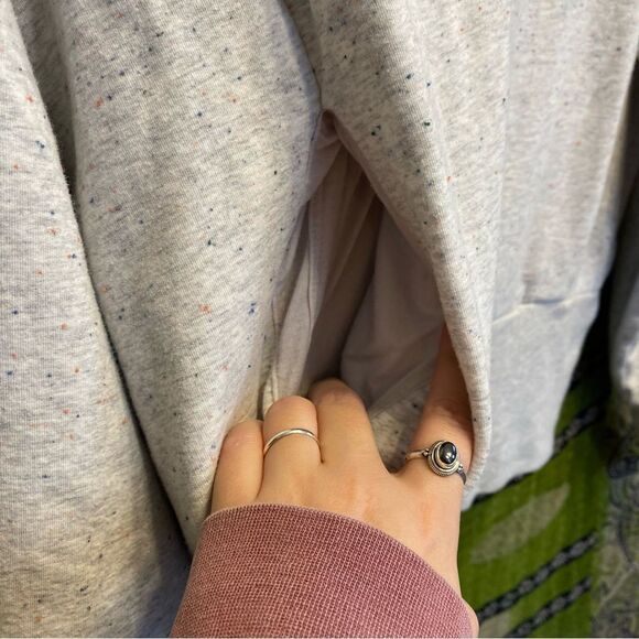 Athleta Heather Gray Speckled Balance Sweatshirt Size Small - Picture 4 of 13